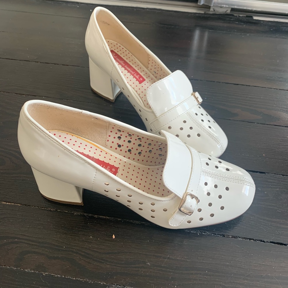 Pin up style heels 🌹